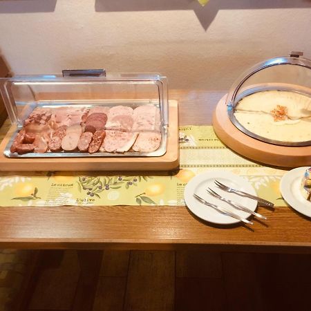 Zum Goldenen Adler Hotell Pfarrweisach Eksteriør bilde